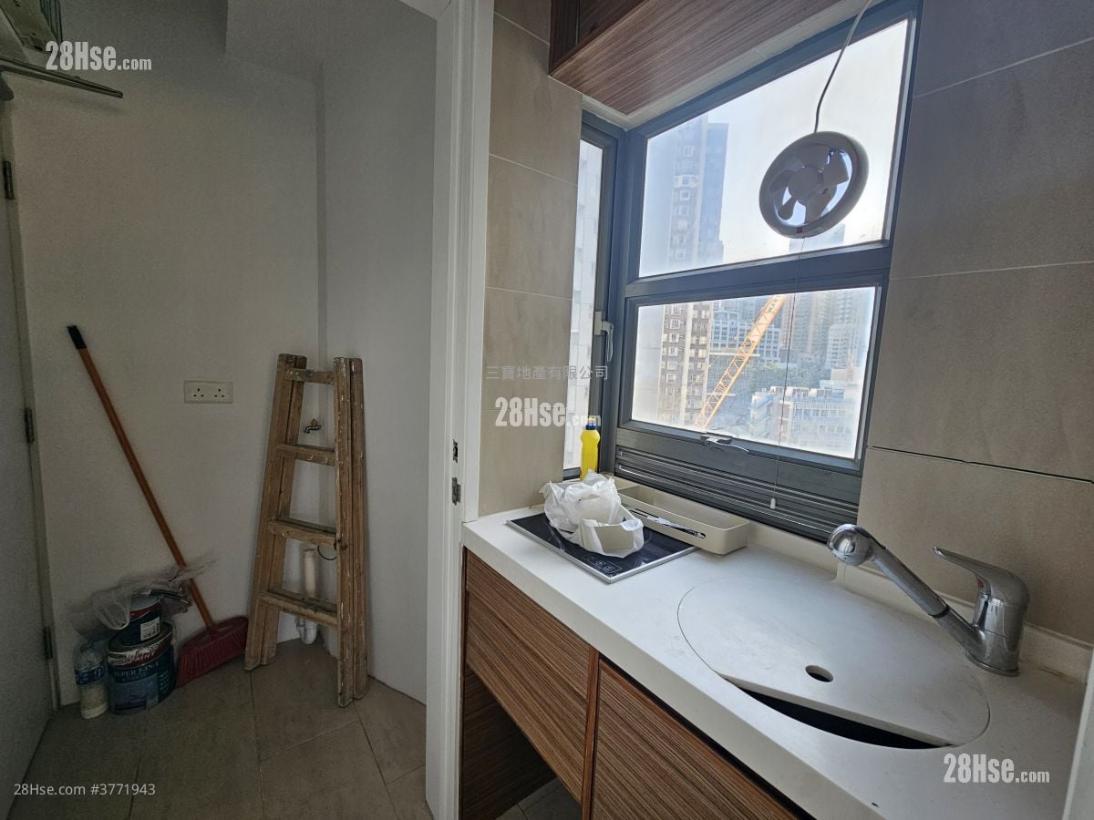 Urbana 38 Sell Studio , 1 Bathroom 220 ft²