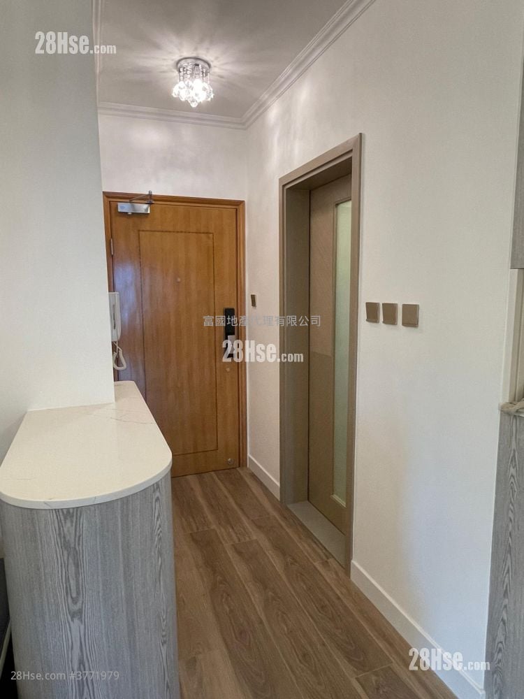 晓晖花园 售盘 2 房 , 1 浴室 464 平方尺