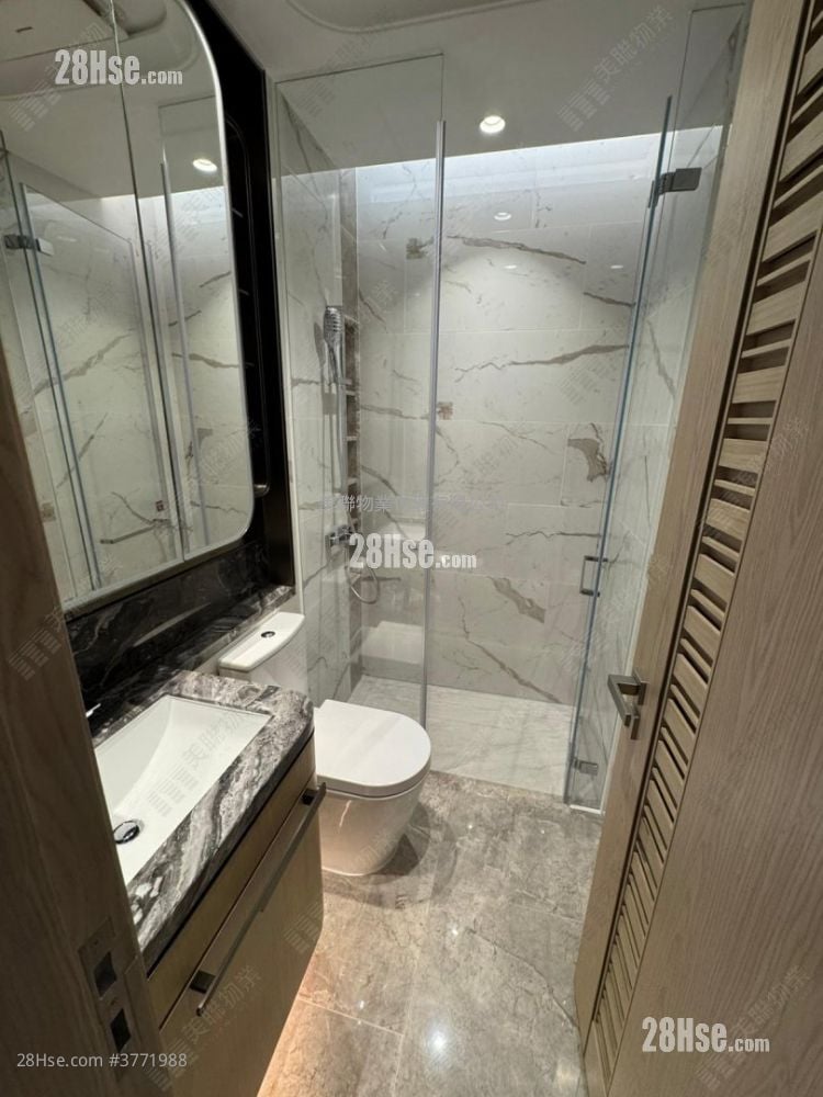 Villa Garda Iii Sell 2 Bedrooms , 1 Bathroom 452 ft²