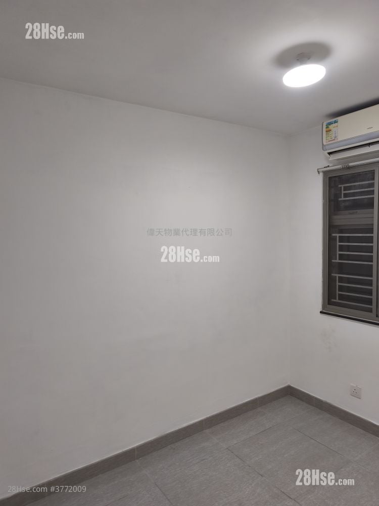 Village Rental 2 Bedrooms , 1 Bathroom 360 ft²