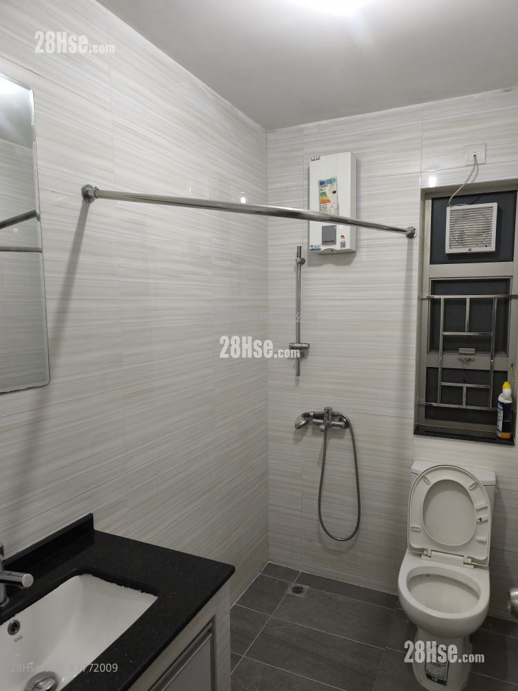 Village Rental 2 Bedrooms , 1 Bathroom 360 ft²