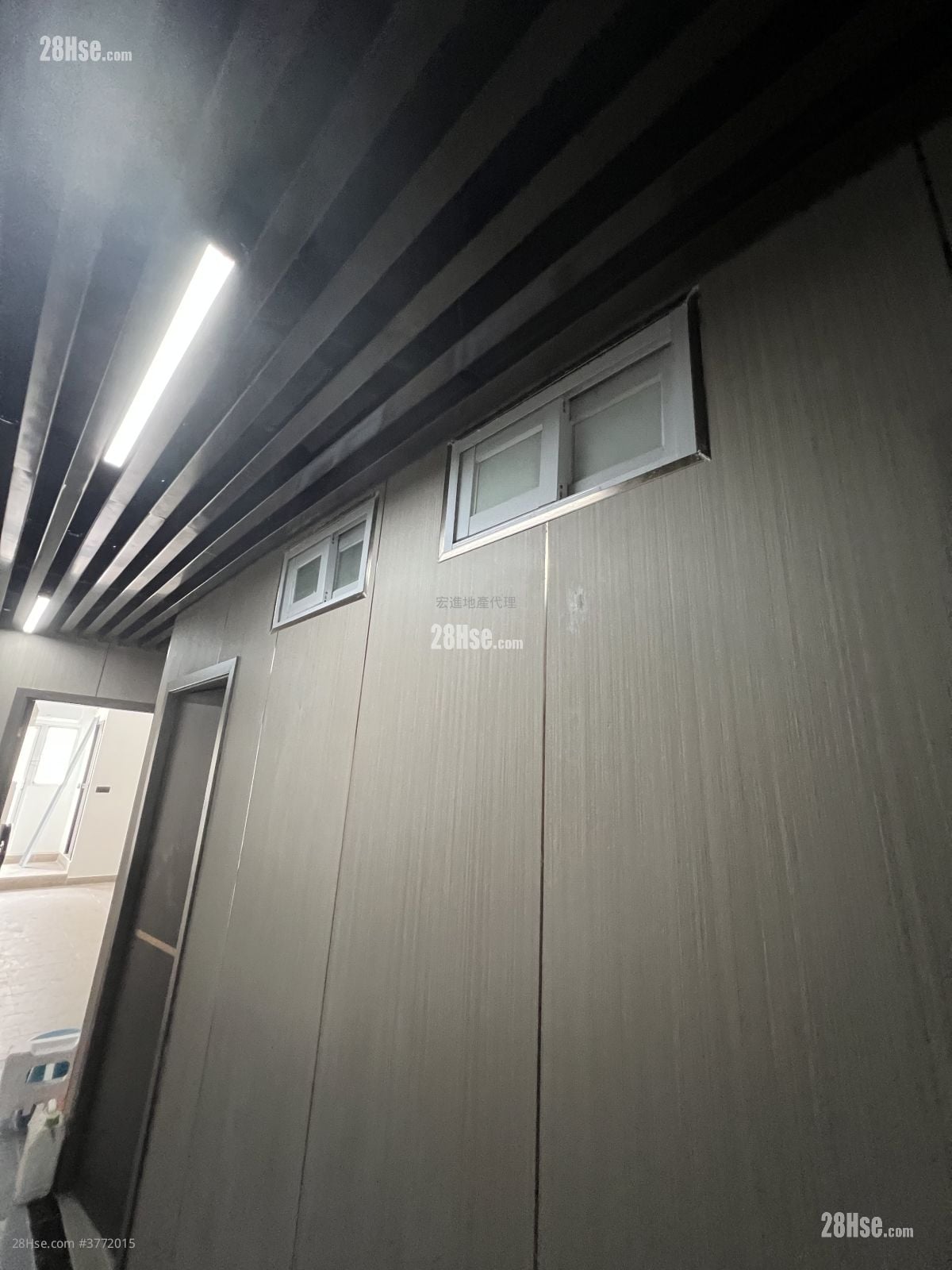 致华工业大厦 租盘