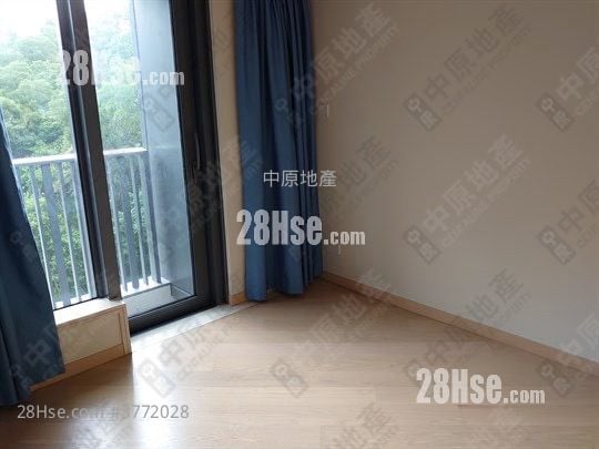 The Regent Sell 3 Bedrooms 584 ft²