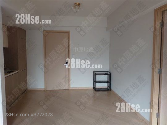 The Regent Sell 3 Bedrooms 584 ft²