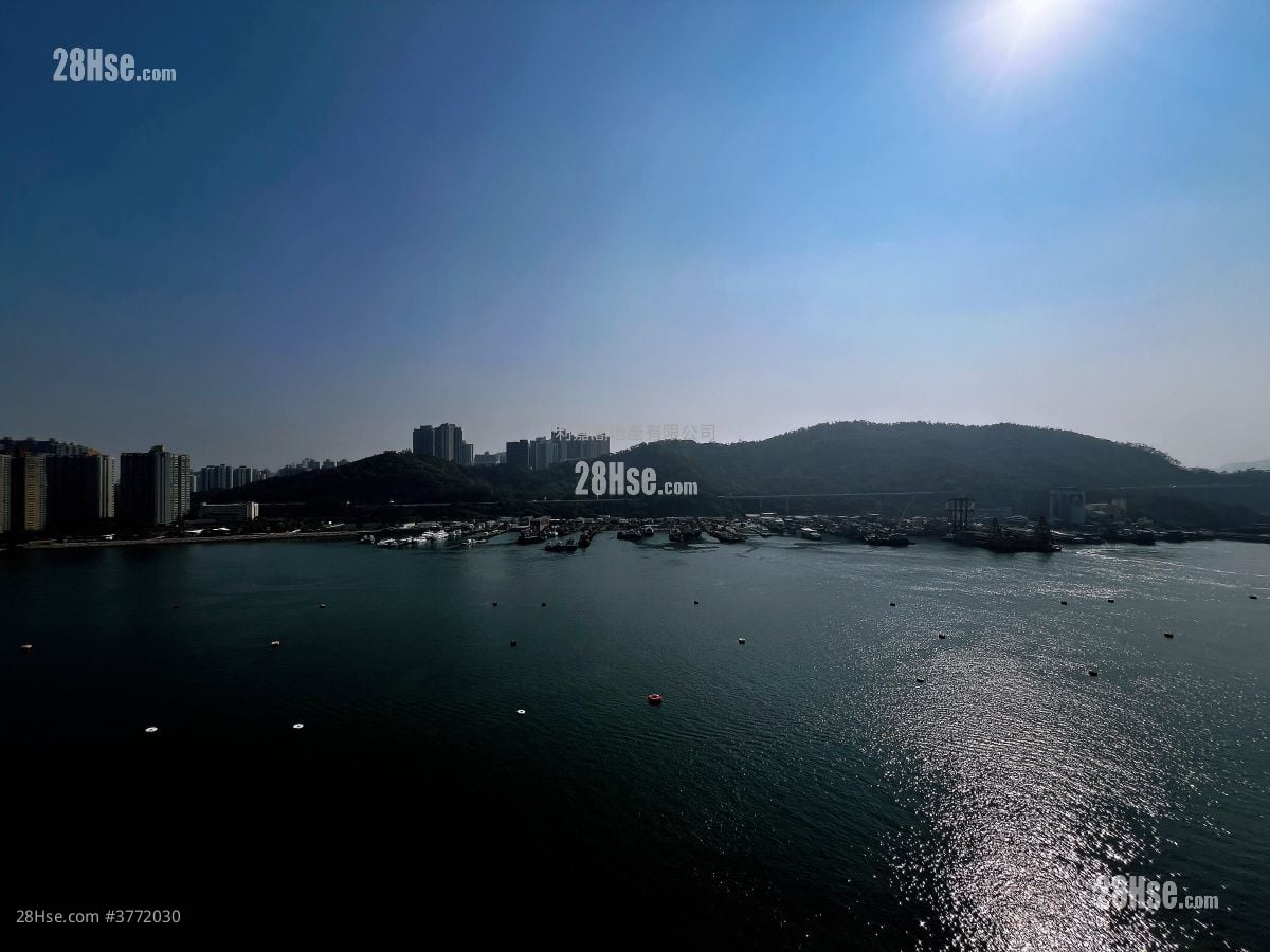 Long Beach Gardens Sell 4 Bedrooms , 3 Bathrooms 2,157 ft²