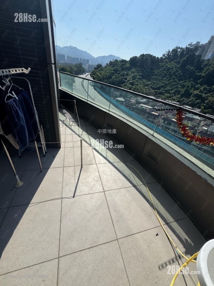 The Arles Sell 2 Bedrooms 475 ft²