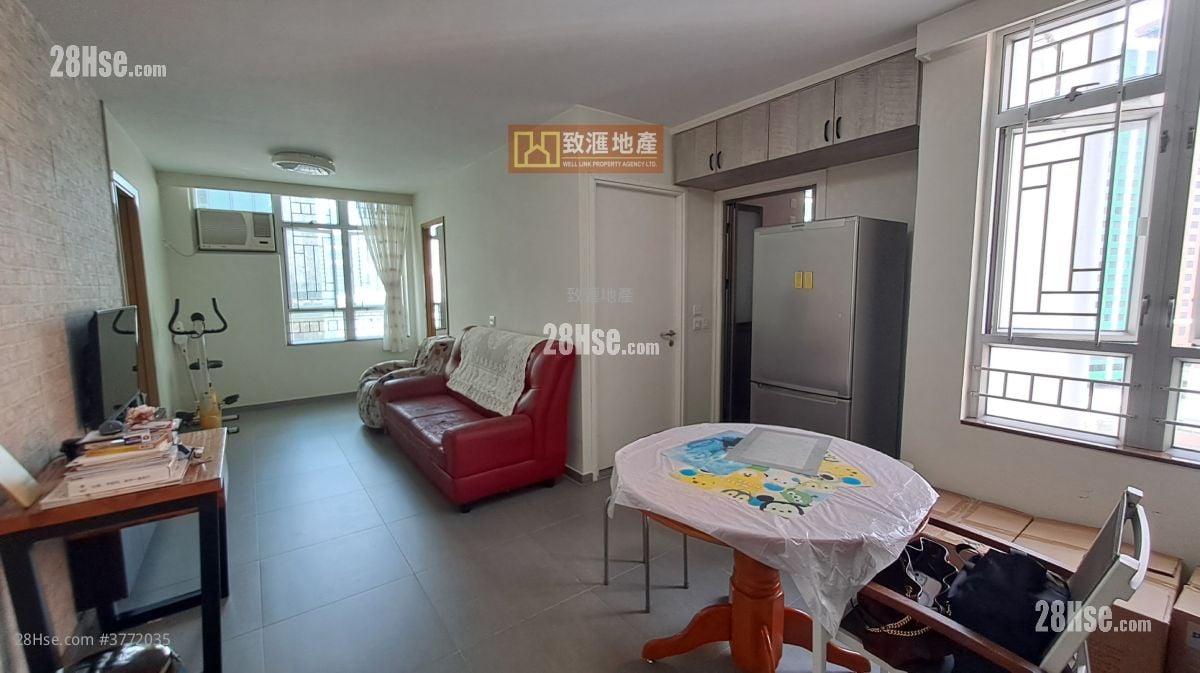 Sheung Chui Court Sell 2 Bedrooms 511 ft²