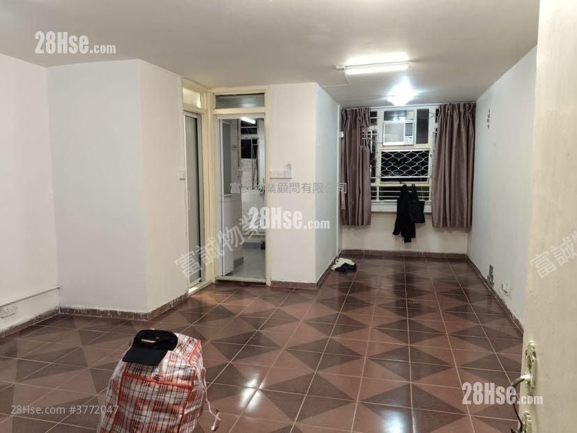 德田邨 售盘 2 房 , 1 浴室 357 平方尺