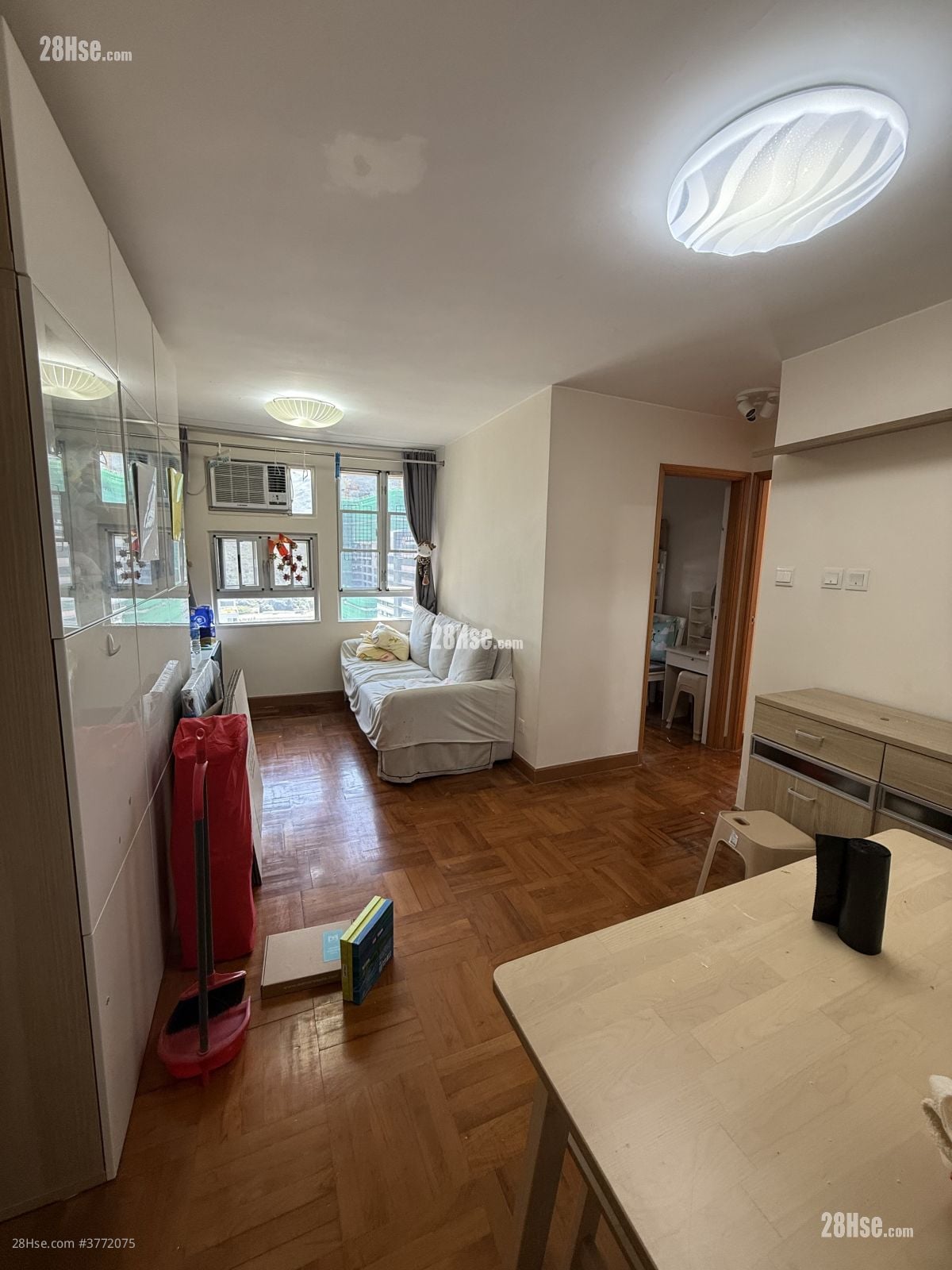 愉田苑 售盘 2 房 , 1 浴室 449 平方尺