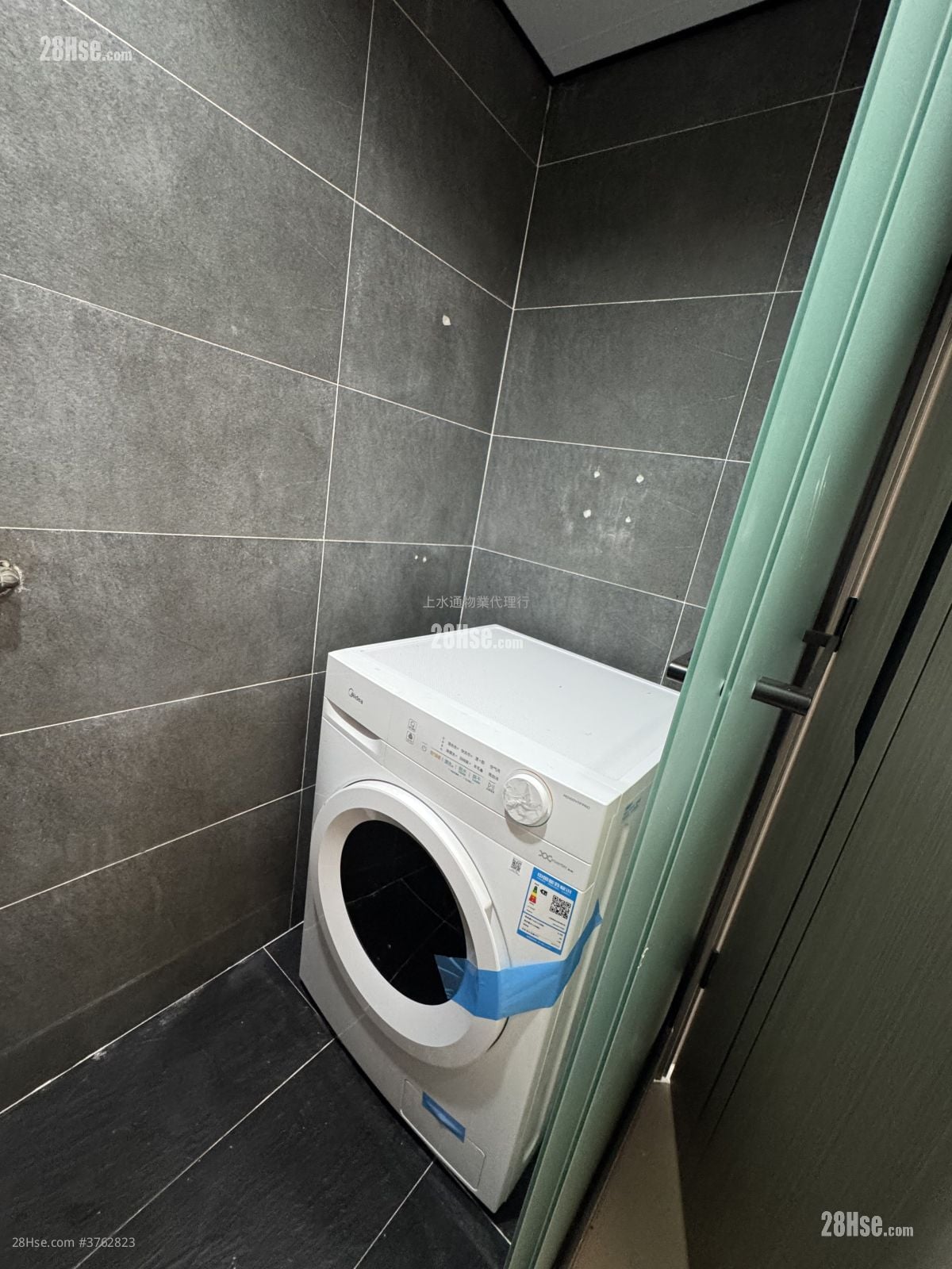 单幢楼房 租盘 130 平方尺