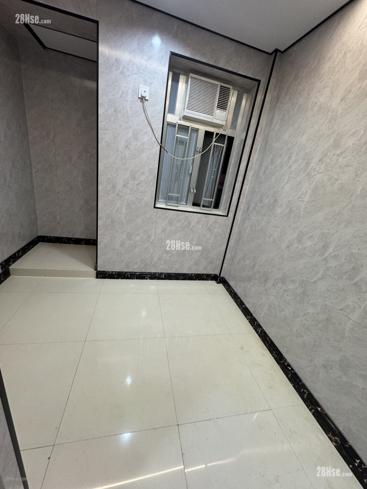 单幢楼房 租盘 130 平方尺