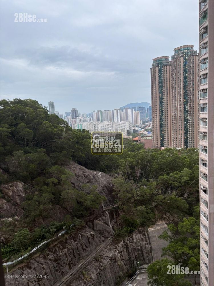 凤德邨 售盘 2 房 , 1 浴室 445 平方尺