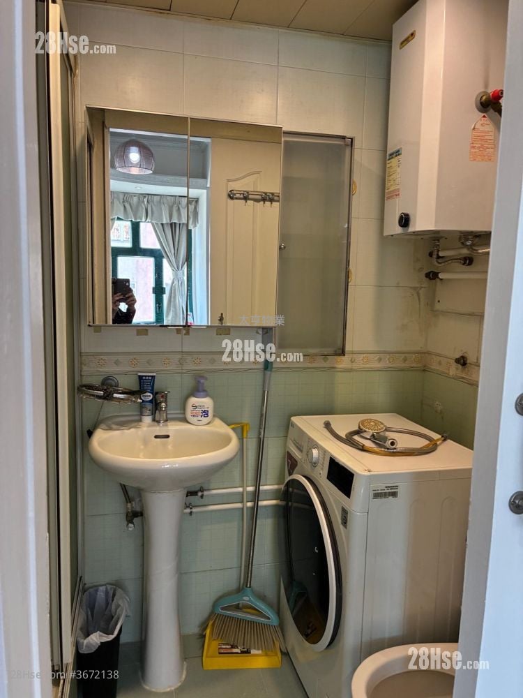 国宾大厦 租盘 2 房 , 1 浴室 337 平方尺