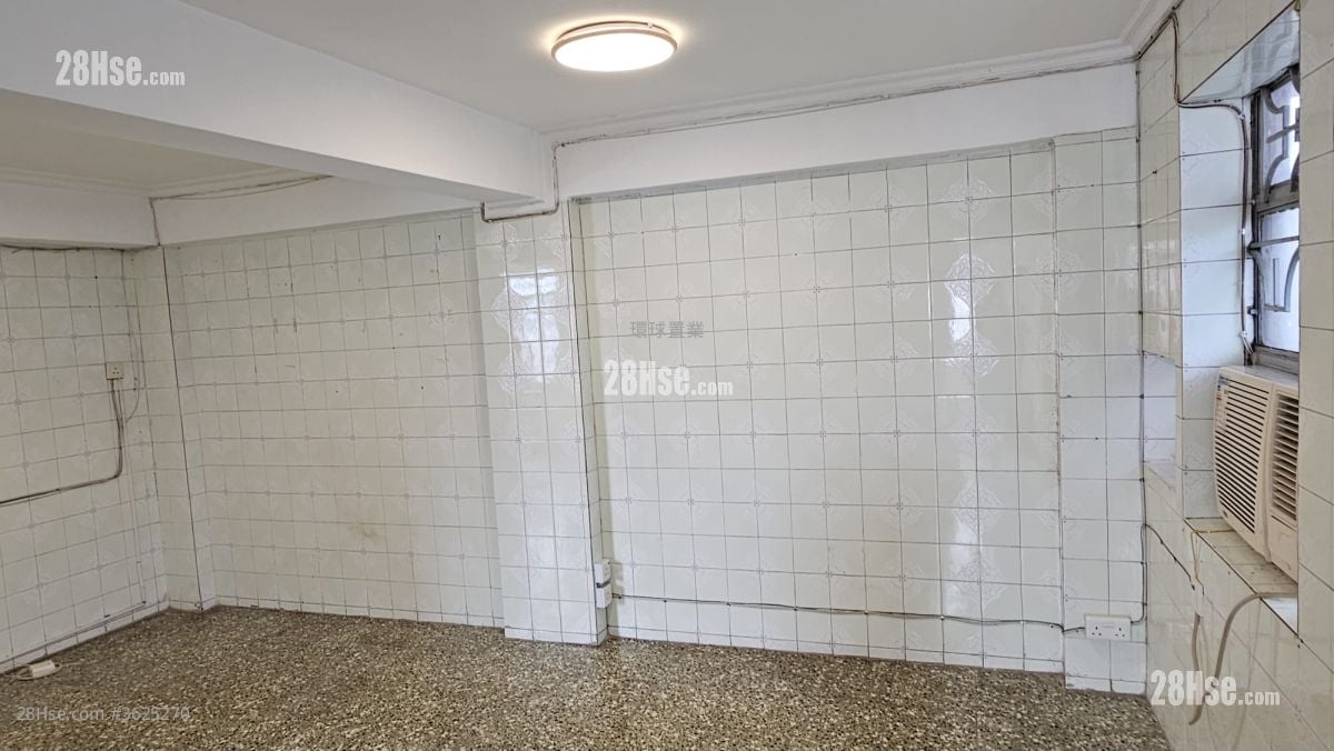 村屋 租盘 3 房 , 1 浴室 630 平方尺