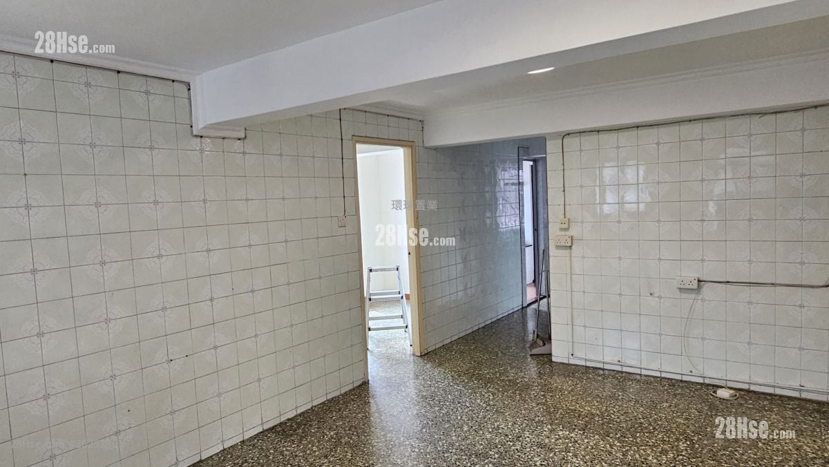 村屋 租盘 3 房 , 1 浴室 630 平方尺