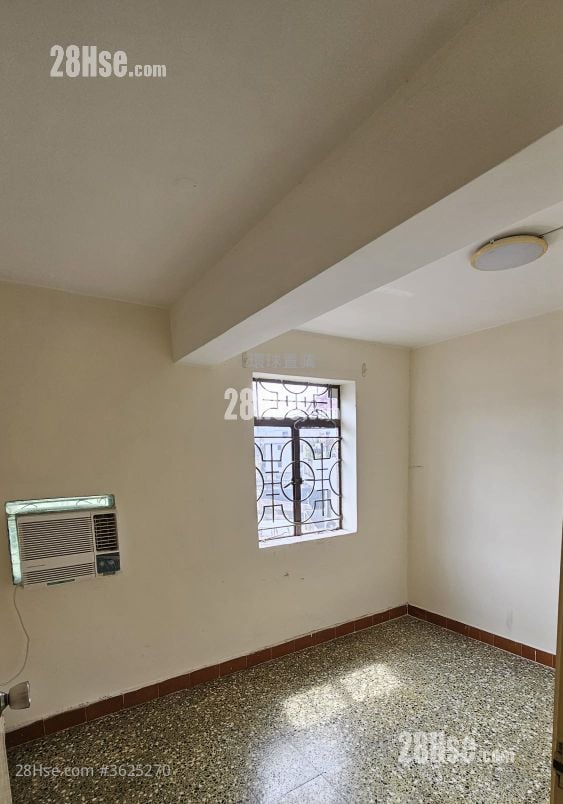 村屋 租盘 3 房 , 1 浴室 630 平方尺