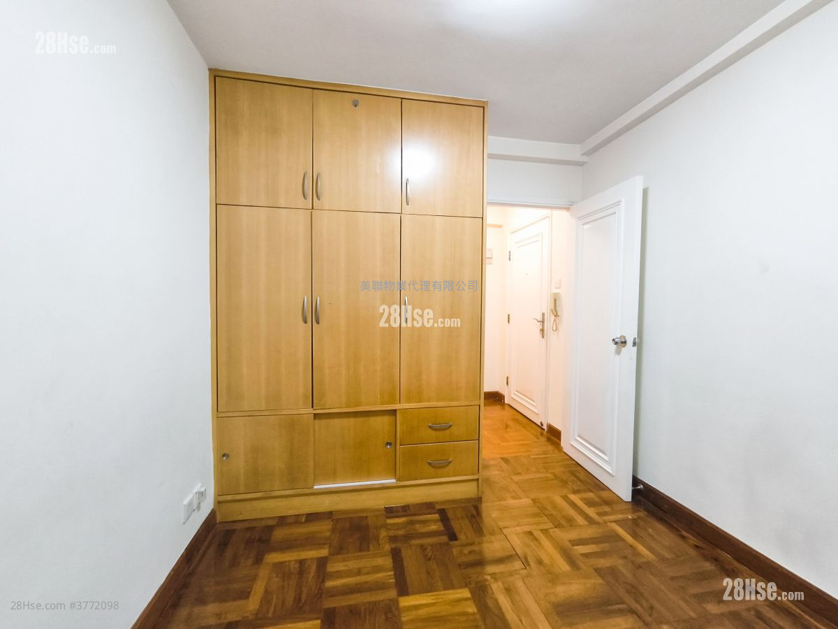 美孚新邨 售盘 2 房 , 1 浴室 533 平方尺