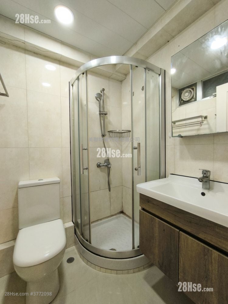 美孚新邨 售盘 2 房 , 1 浴室 533 平方尺