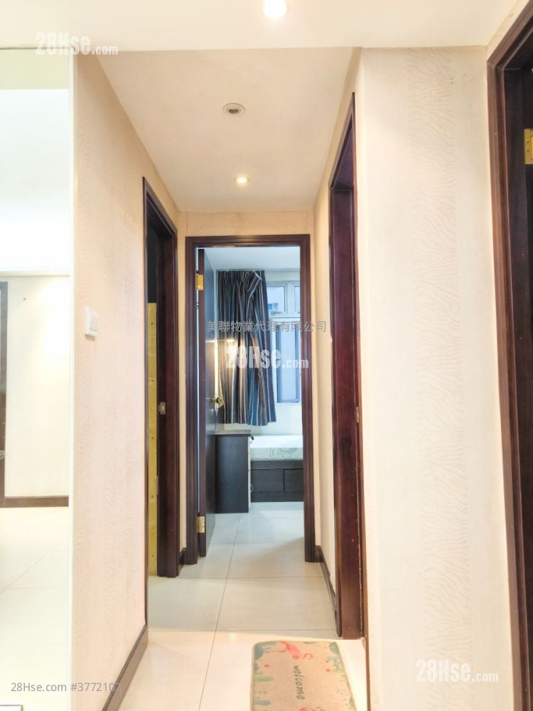 美孚新邨 售盘 4 房 , 2 浴室 1,327 平方尺