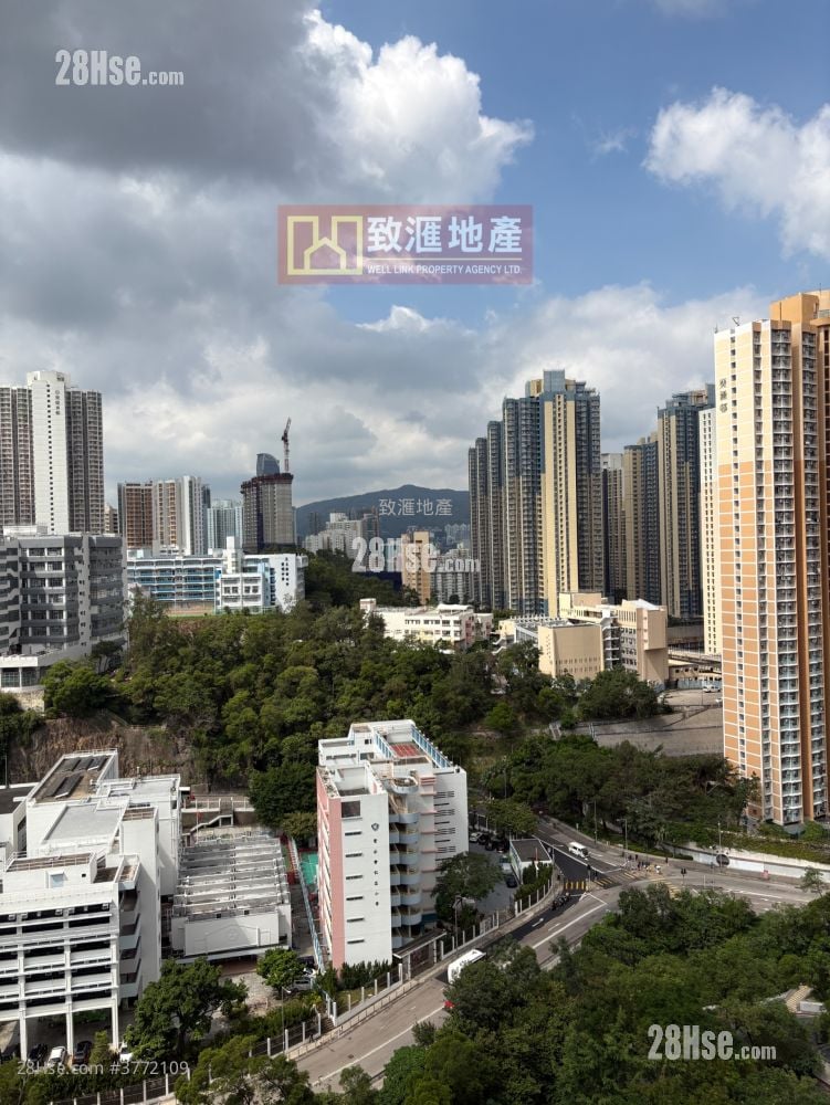 Kwai Chun Court Sell 3 Bedrooms 645 ft²