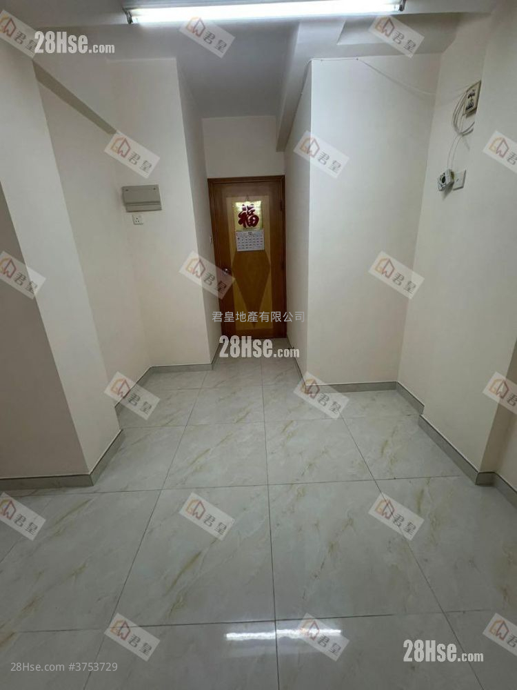 華鴻大樓 租盤 2 房 , 1 浴室 322 平方呎