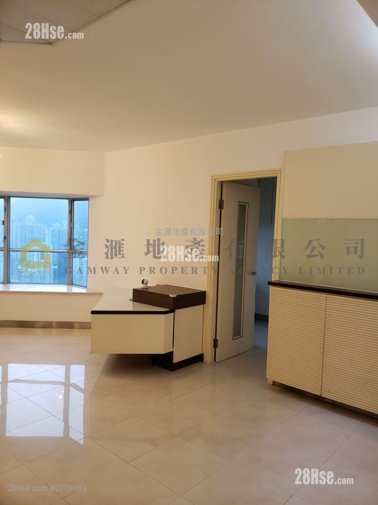 Bel Air Heights Sell 1 Bathroom 454 ft²