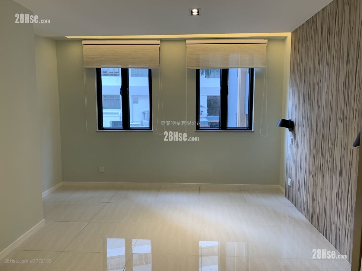 Pao Woo Mansion Sell 1 Bedroom , 1 Bathroom 423 ft²