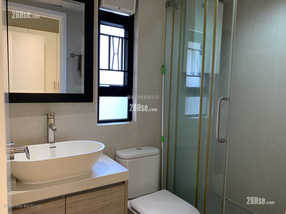 Pao Woo Mansion Sell 1 Bedroom , 1 Bathroom 423 ft²