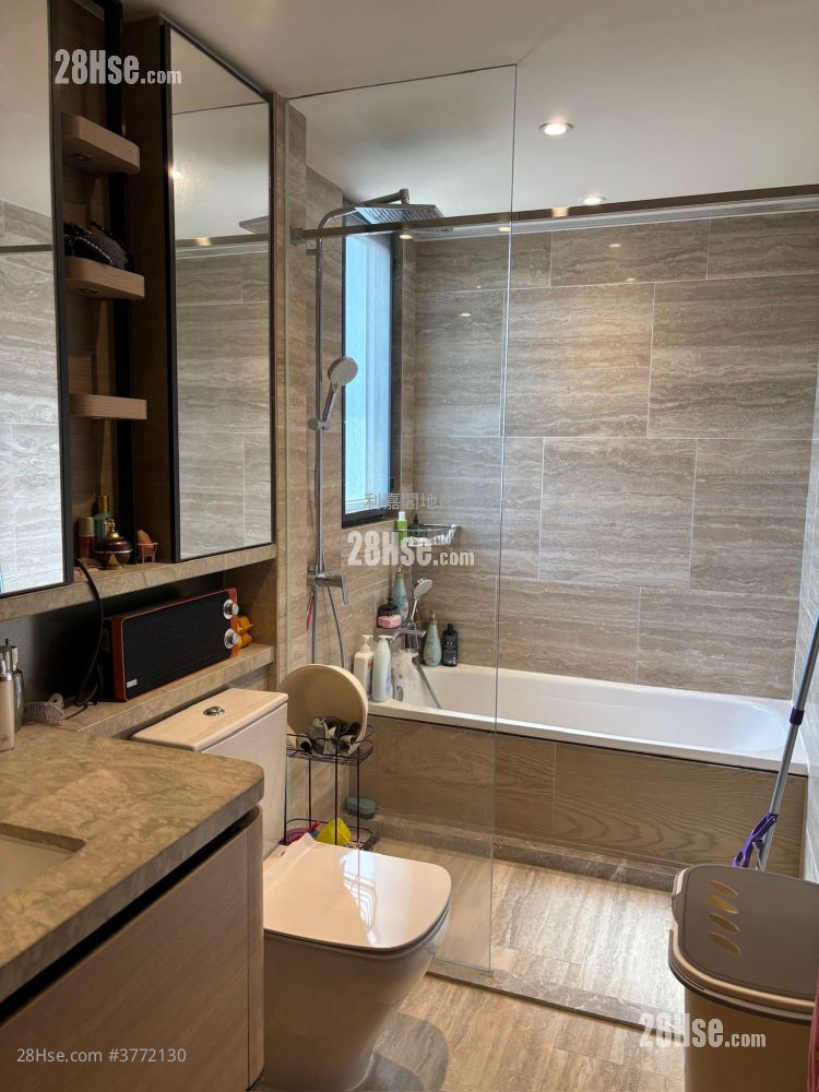 嘉熙 售盘 4 房 , 2 浴室 1,066 平方尺