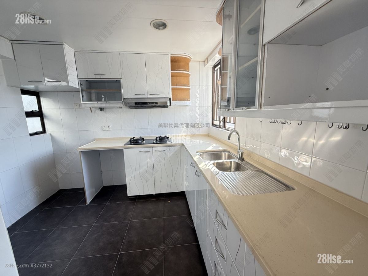 又一居 售盘 3 房 1,020 平方尺