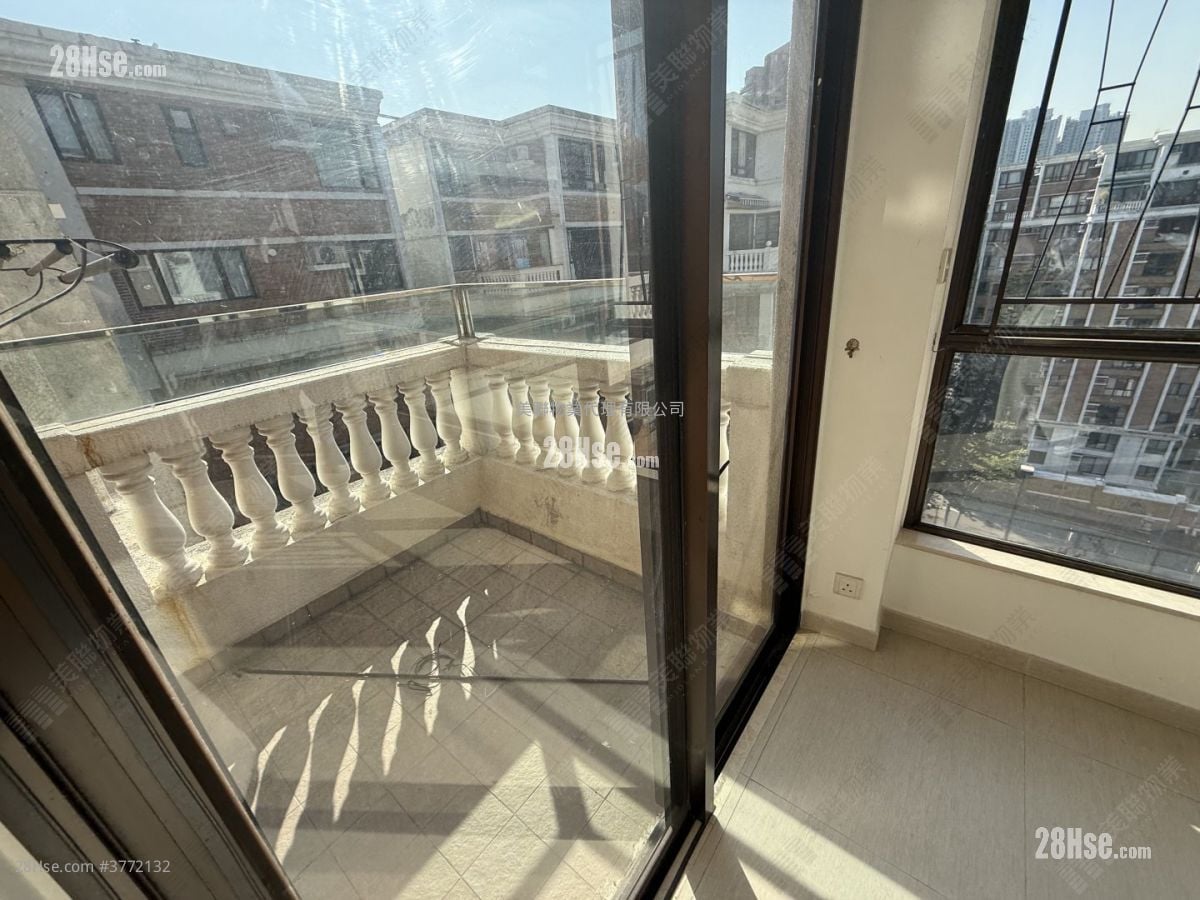 又一居 售盘 3 房 1,020 平方尺