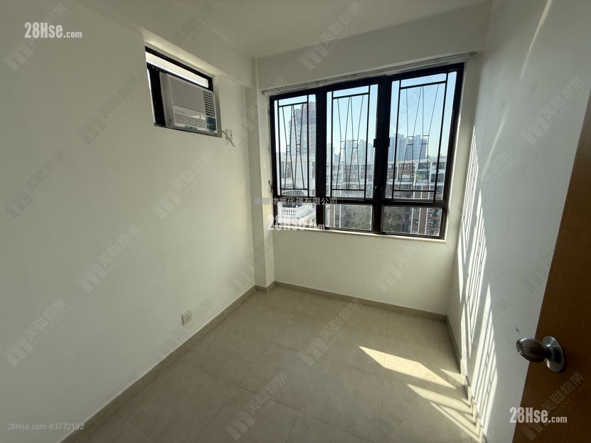 又一居 售盘 3 房 1,020 平方尺