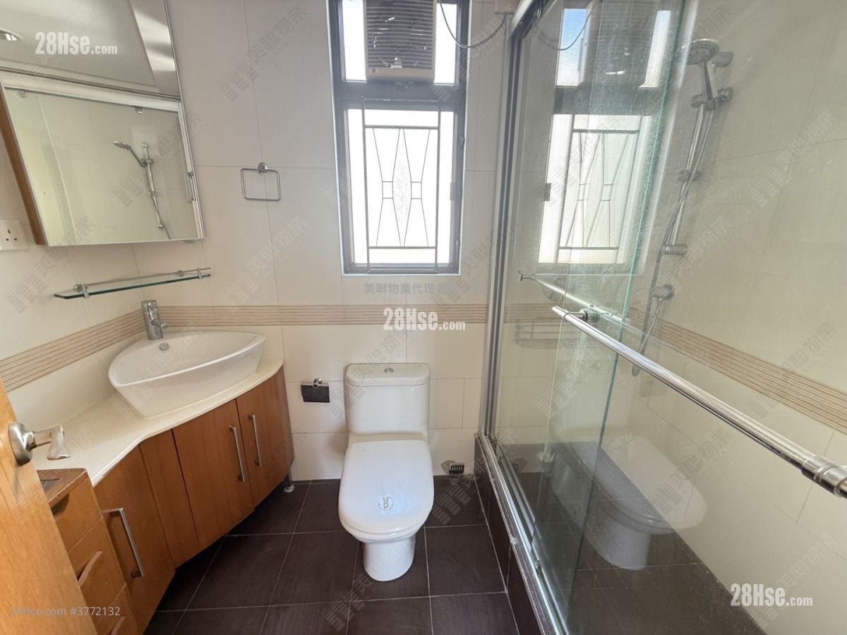 又一居 售盘 3 房 1,020 平方尺