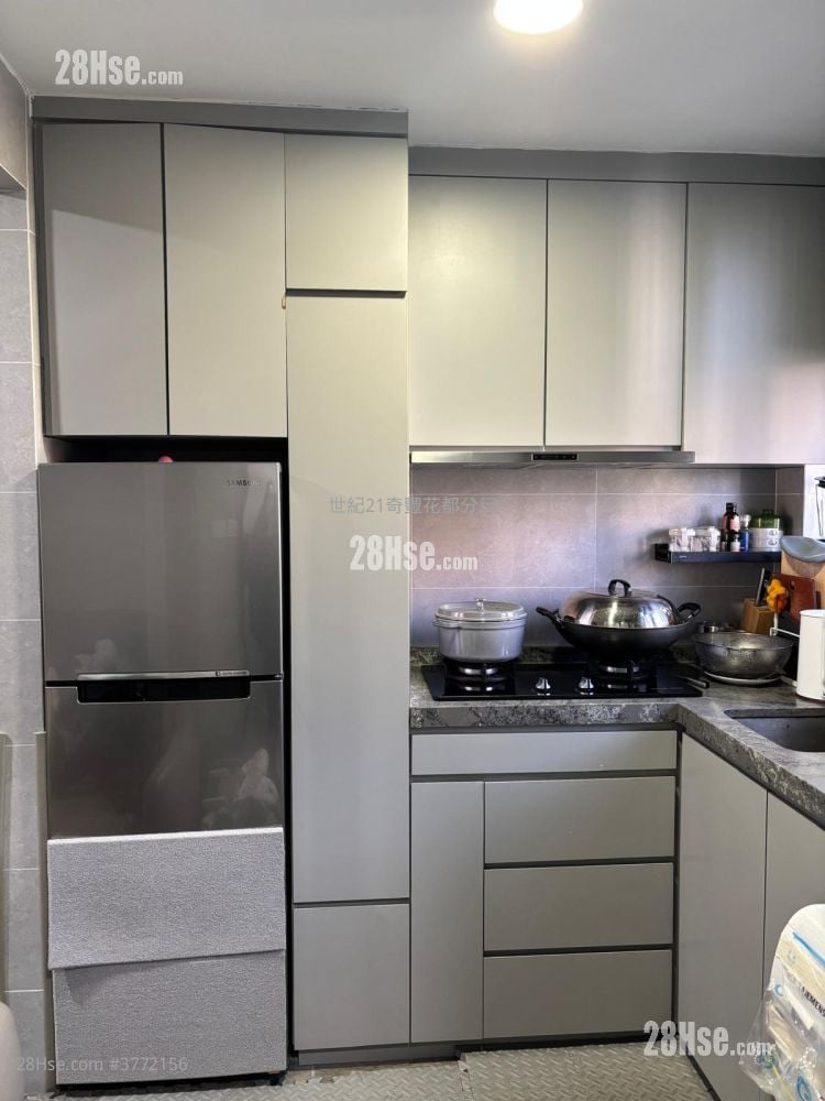 Cheung Wah Estate Sell 1 Bedroom , 1 Bathroom 283 ft²