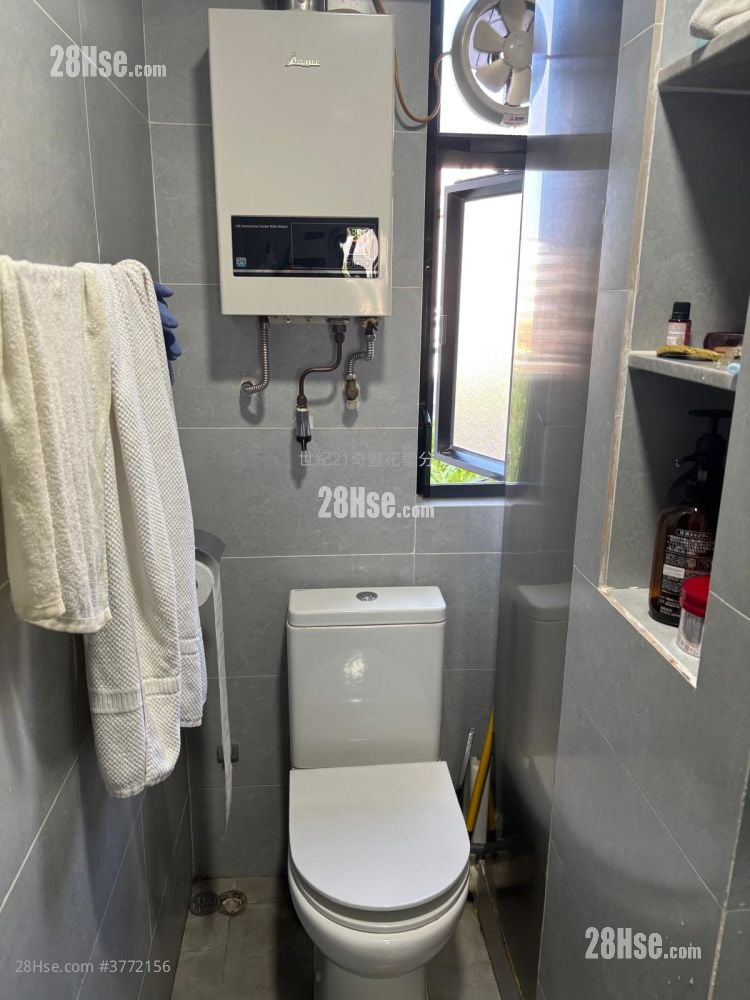 Cheung Wah Estate Sell 1 Bedroom , 1 Bathroom 283 ft²