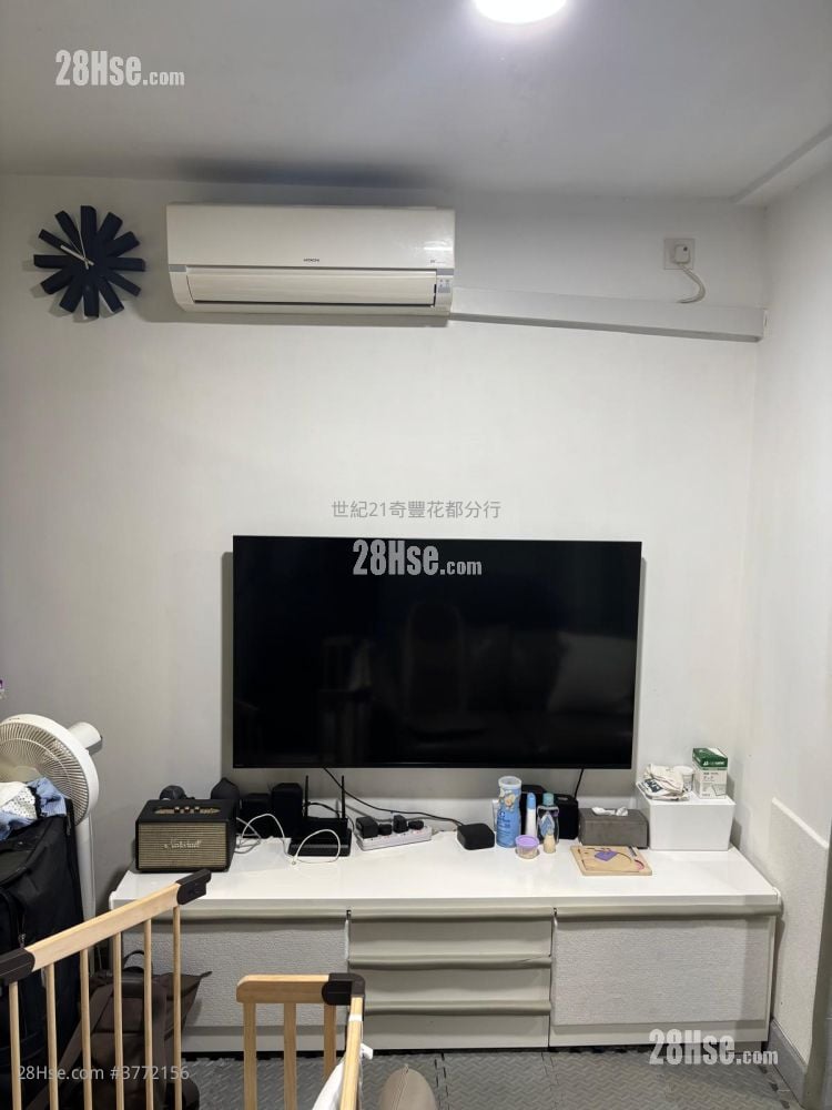 Cheung Wah Estate Sell 1 Bedroom , 1 Bathroom 283 ft²