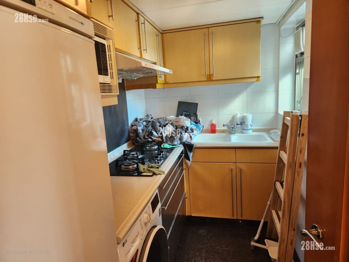 Park Central Sell 3 Bedrooms 648 ft²