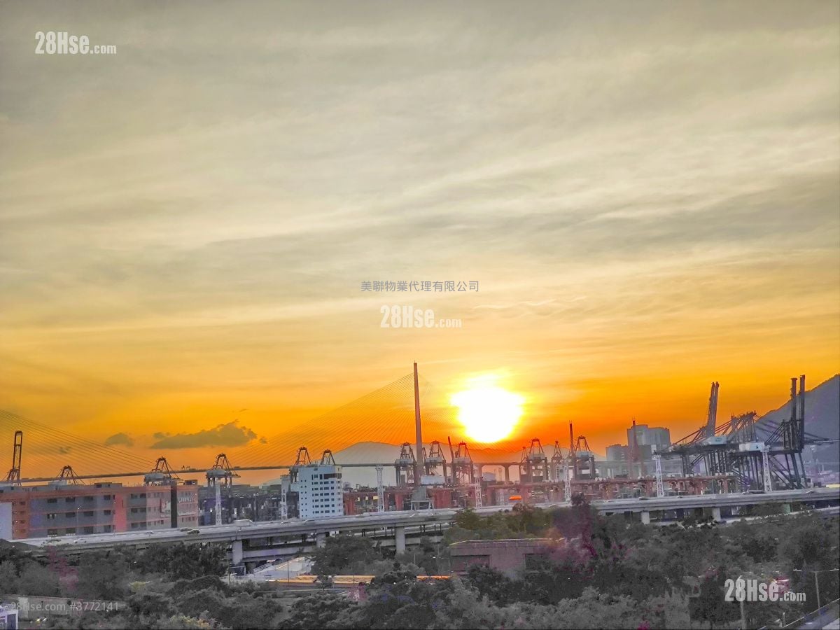 Mei Foo Sun Chuen Sell 3 Bedrooms , 2 Bathrooms 906 ft²