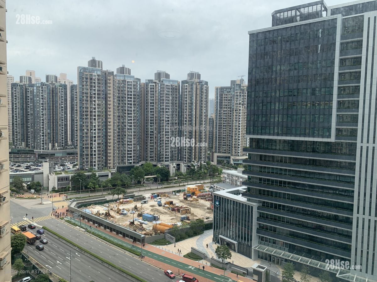 Park Central Sell 3 Bedrooms 648 ft²