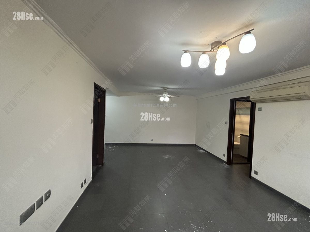 Garfield Court Sell 2 Bedrooms 897 ft²