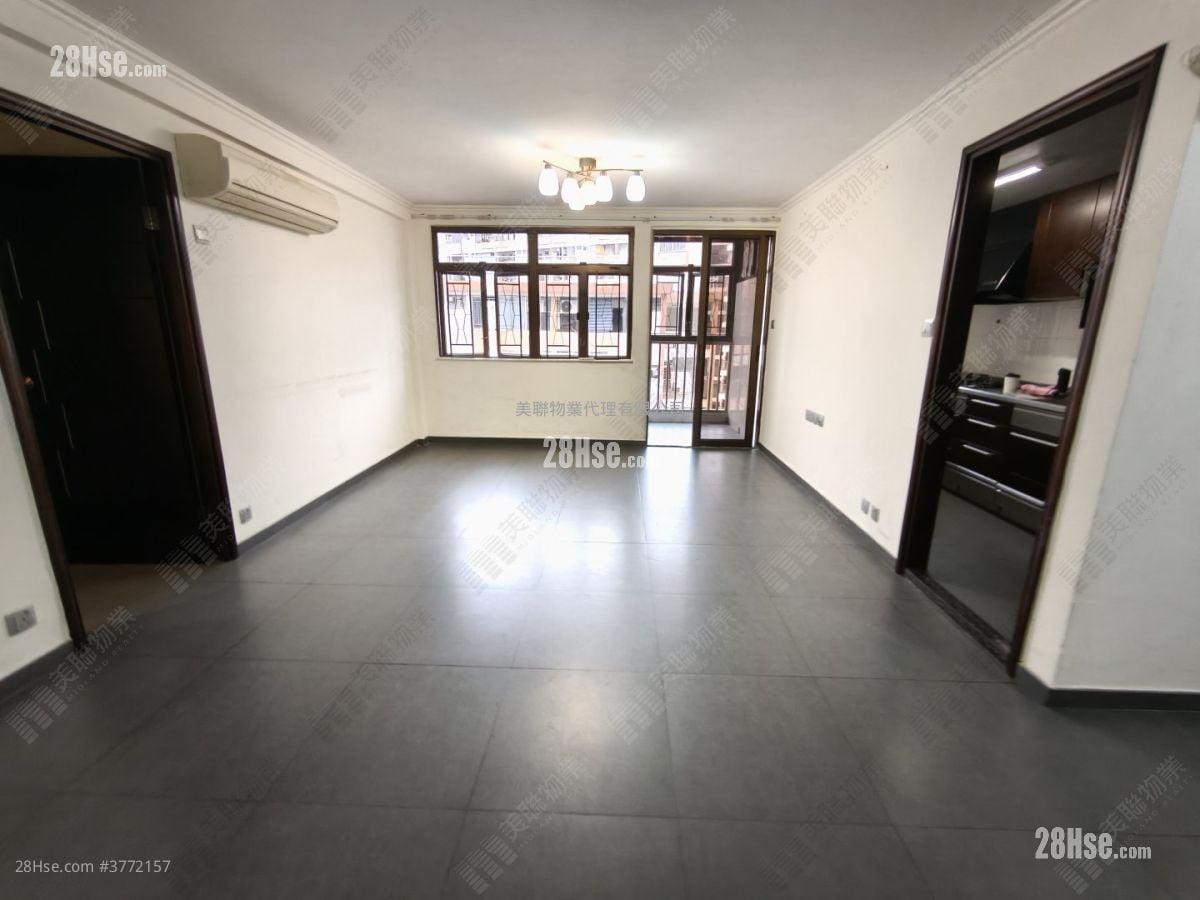 Garfield Court Sell 2 Bedrooms 897 ft²