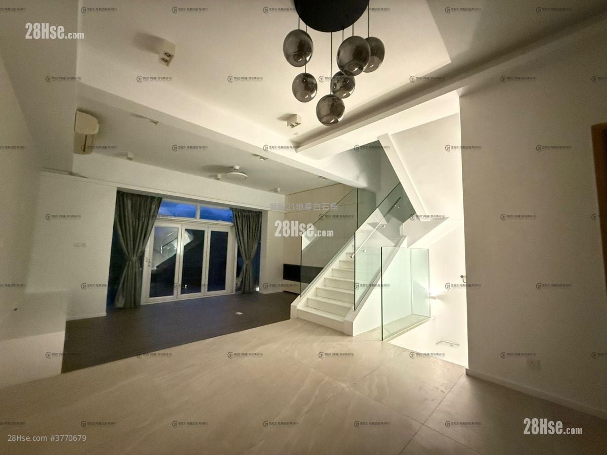 比华利山别墅 售盘 5+ 房 , 2 浴室 1,902 平方尺