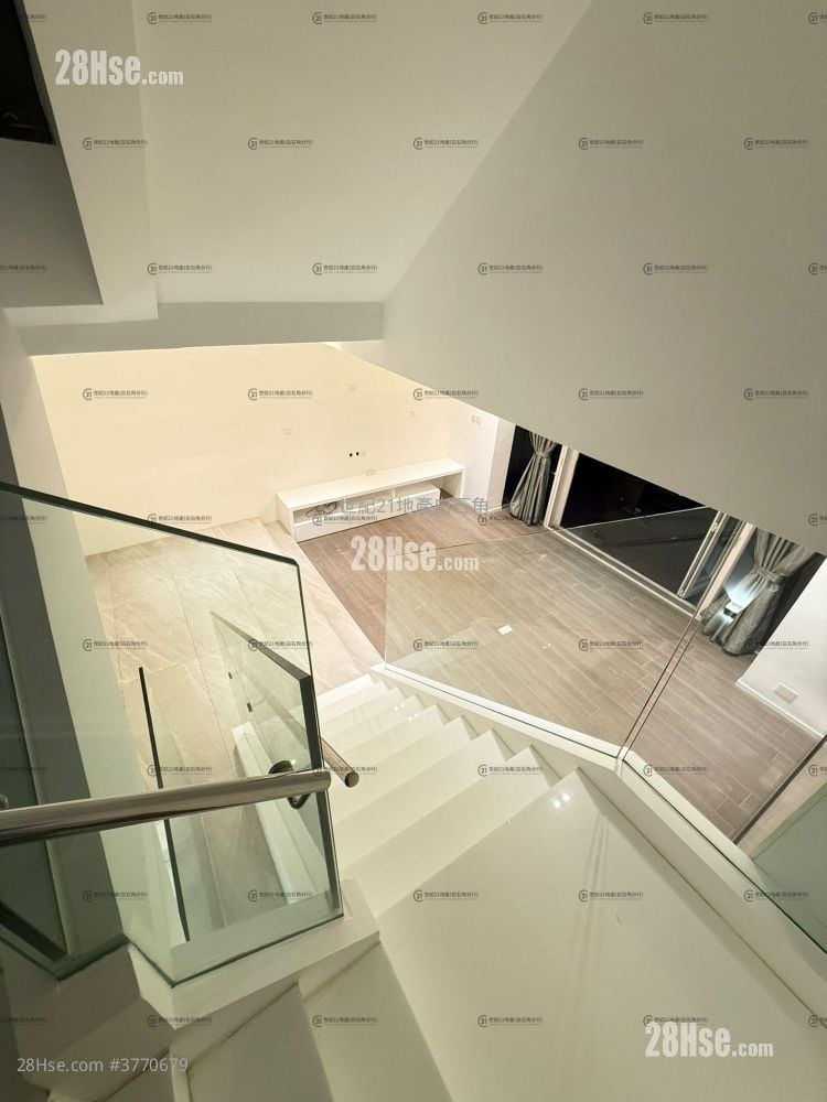 比华利山别墅 售盘 5+ 房 , 2 浴室 1,902 平方尺