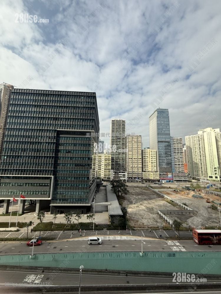 Cullinan Sky Sell 2 Bedrooms 437 ft²