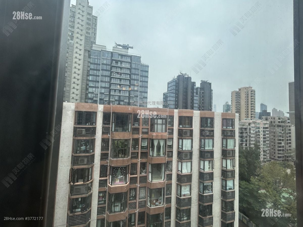 碧华花园 售盘 3 房 1,212 平方尺