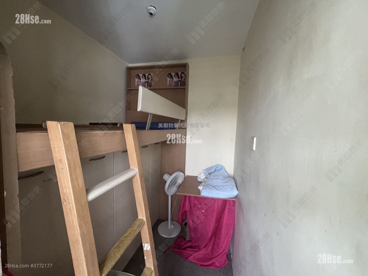 碧华花园 售盘 3 房 1,212 平方尺