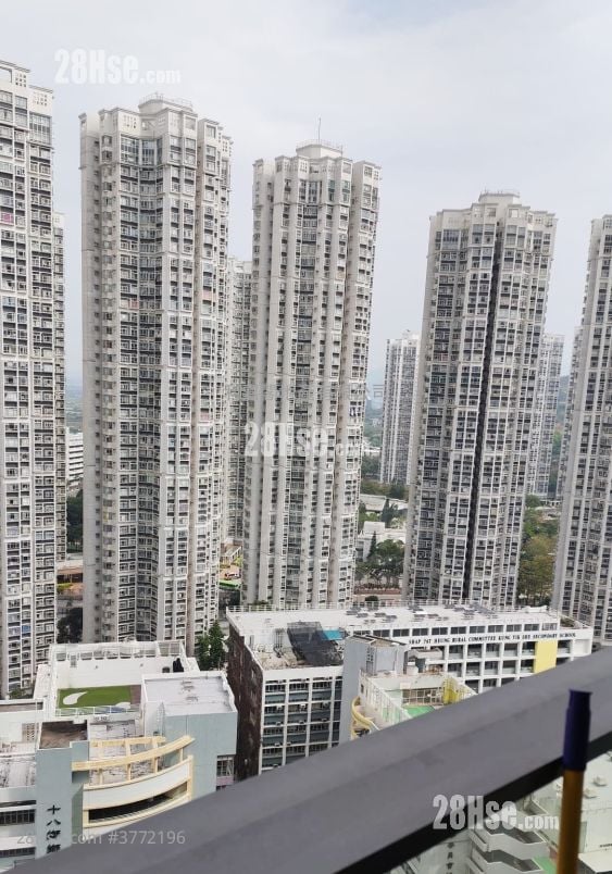 Yoho West Sell 2 Bedrooms , 1 Bathroom 437 ft²