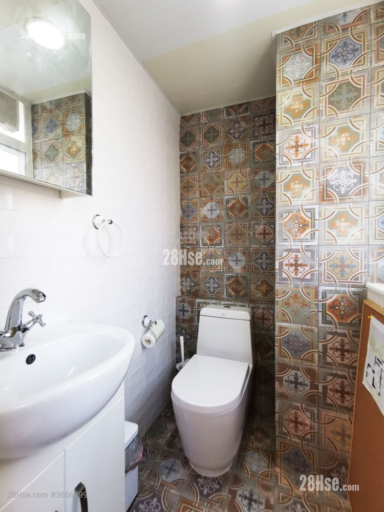 山胜大厦 租盘 2 房 , 1 浴室 563 平方尺