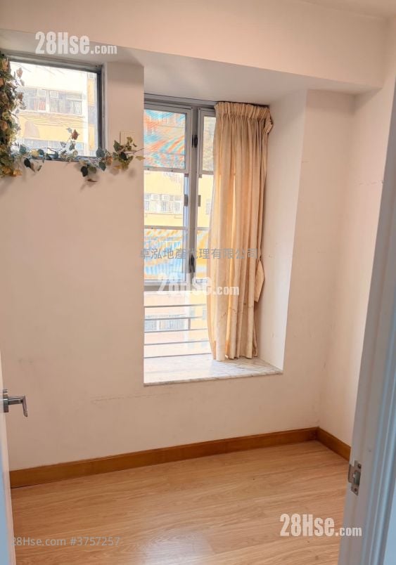 Dragonfair Garden Sell 3 Bedrooms 465 ft²