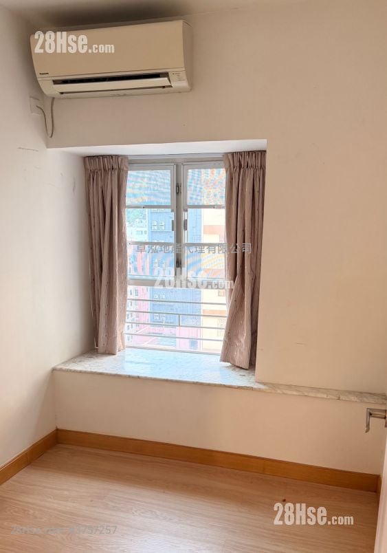 Dragonfair Garden Sell 3 Bedrooms 465 ft²